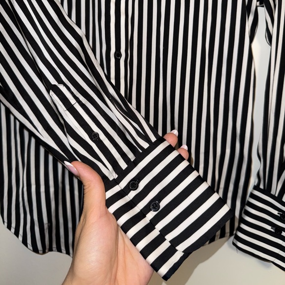 H&M Blouse - Picture 4 of 10